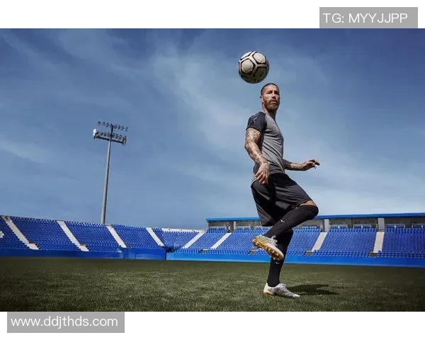 全球足球巨星集结高清九宫格照片展现每位传奇球员的独特风采与精彩瞬间 全球足球巨星集结高清九宫格照片展现每位传奇球员的独特风采与精彩瞬间