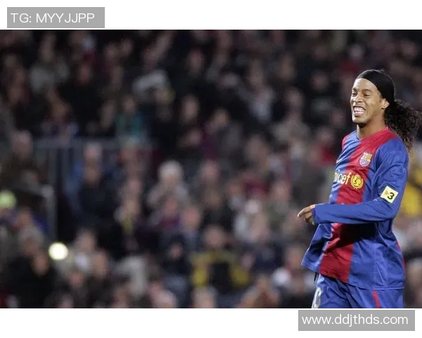 足球小罗：从天才少年到世界足坛传奇的荣耀与风雨