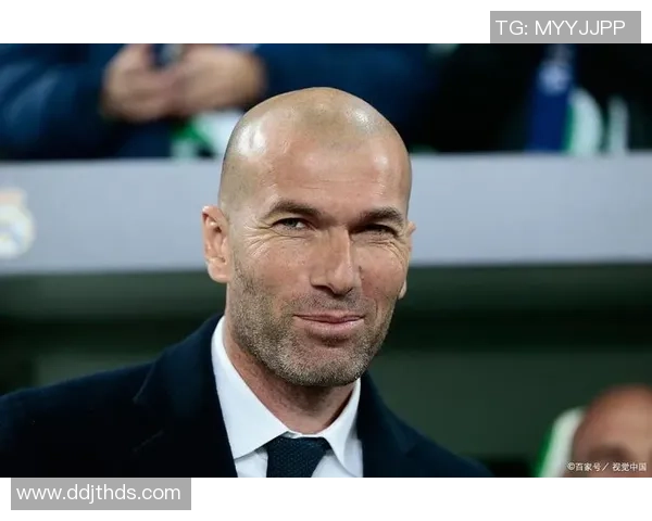 长得很白的足球明星是谁 他在球场上如何展现自己独特的魅力